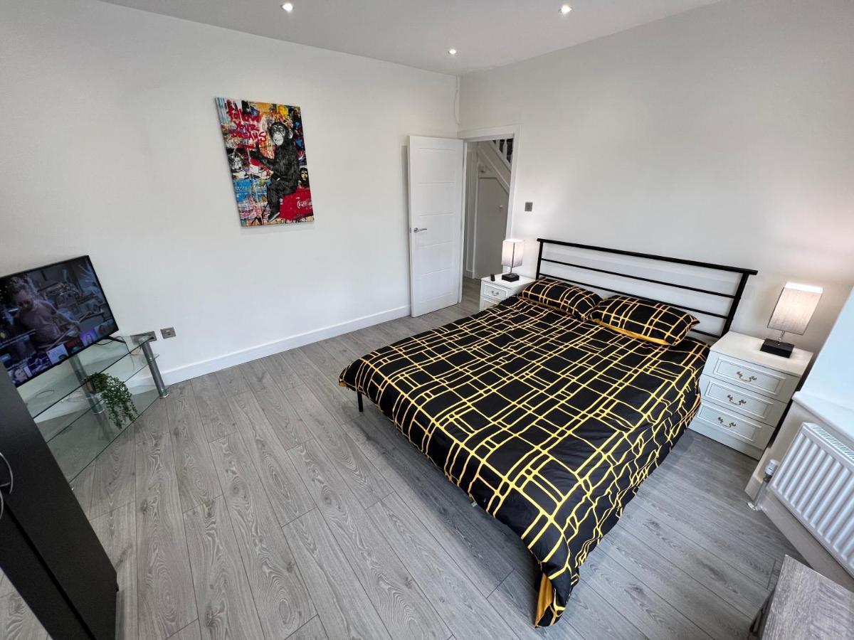 Wembley Stadium 5 Star Brand New Luxury Sleeps 14 With Parking Villa Londres Exterior foto